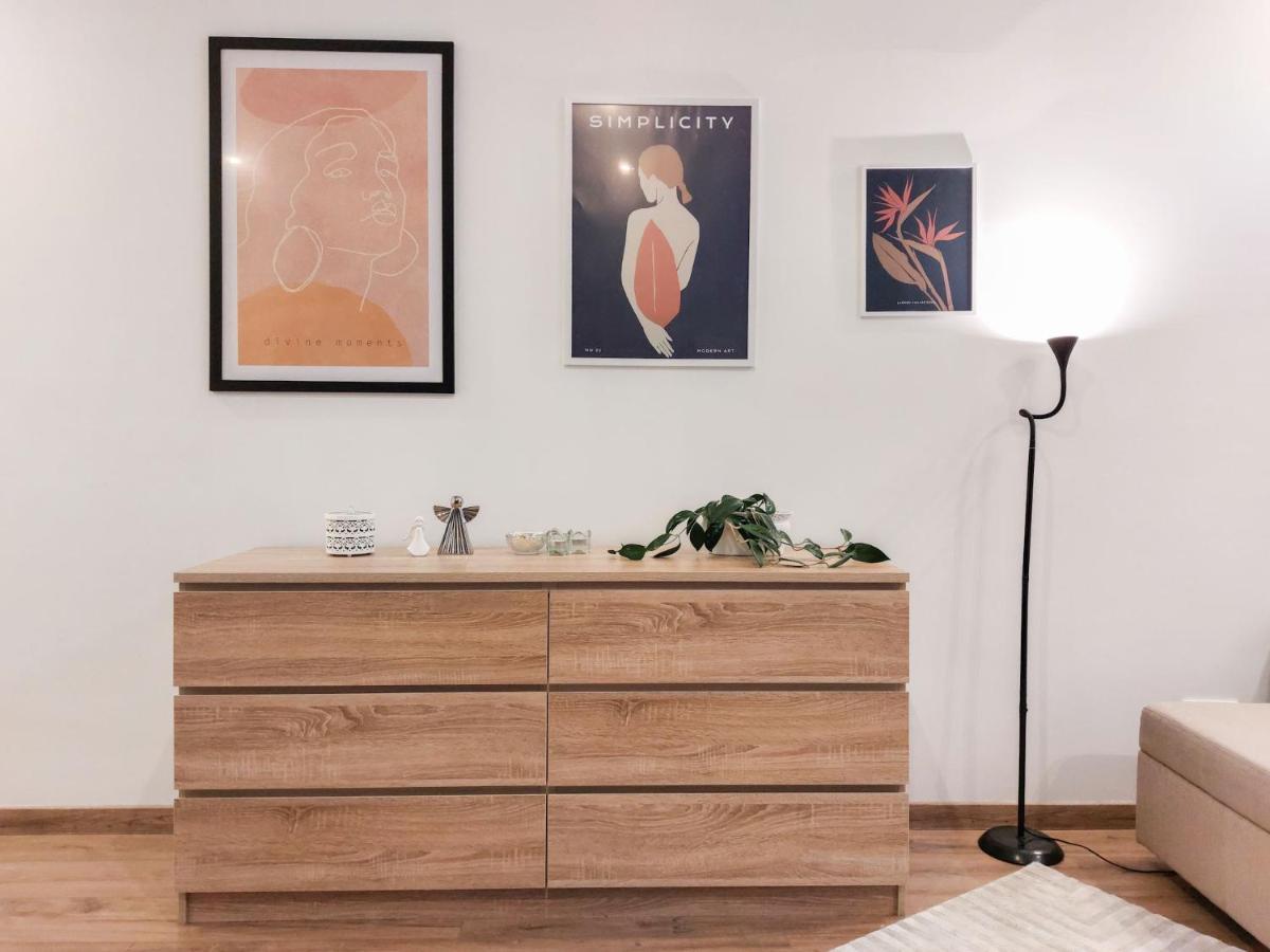 Monro Apartment リヴィウ エクステリア 写真